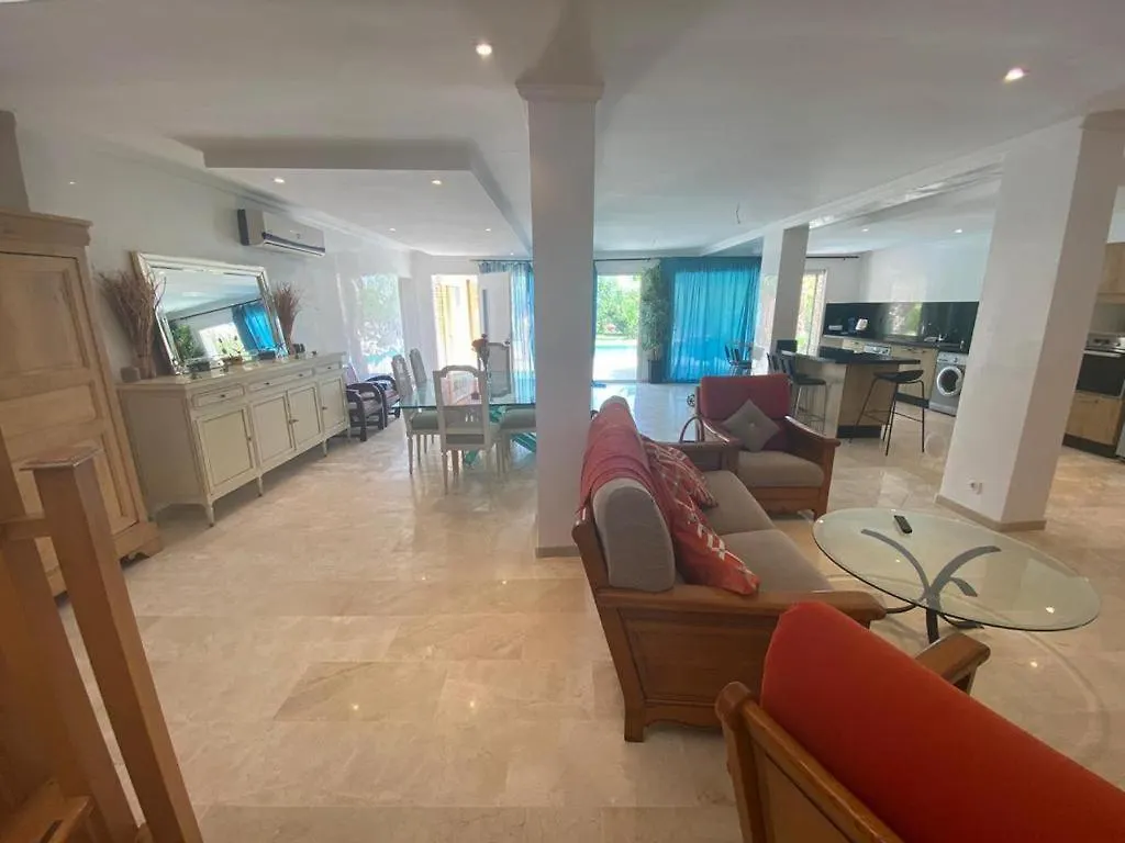 Villa Nahellan Марракеш 0*,  Марокко